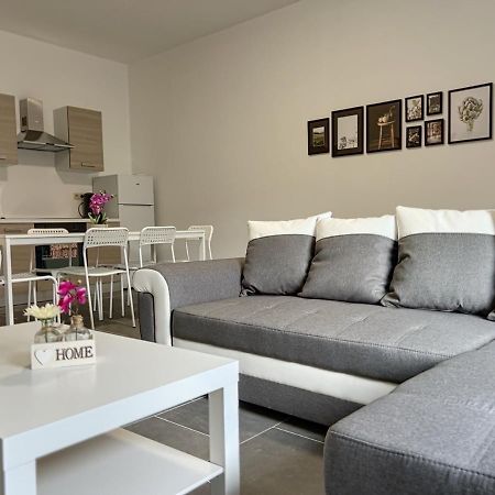Charbonnel 4 Bruxelles-Charleroi-Airport Villa Kültér fotó